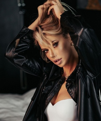 Лариса, 25 лет, 3 размер груди